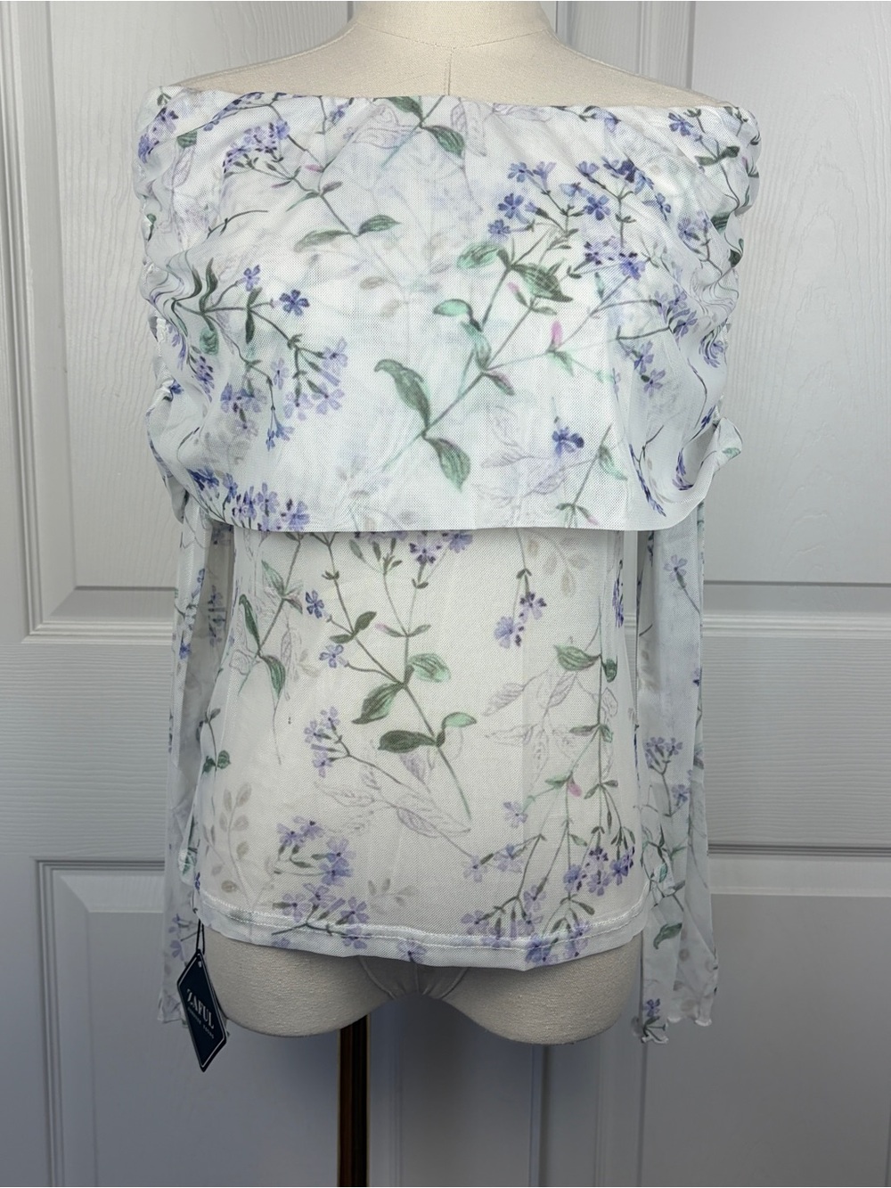 Zaful Delicate Off-Shoulder Floral Blouse in White & Lilac